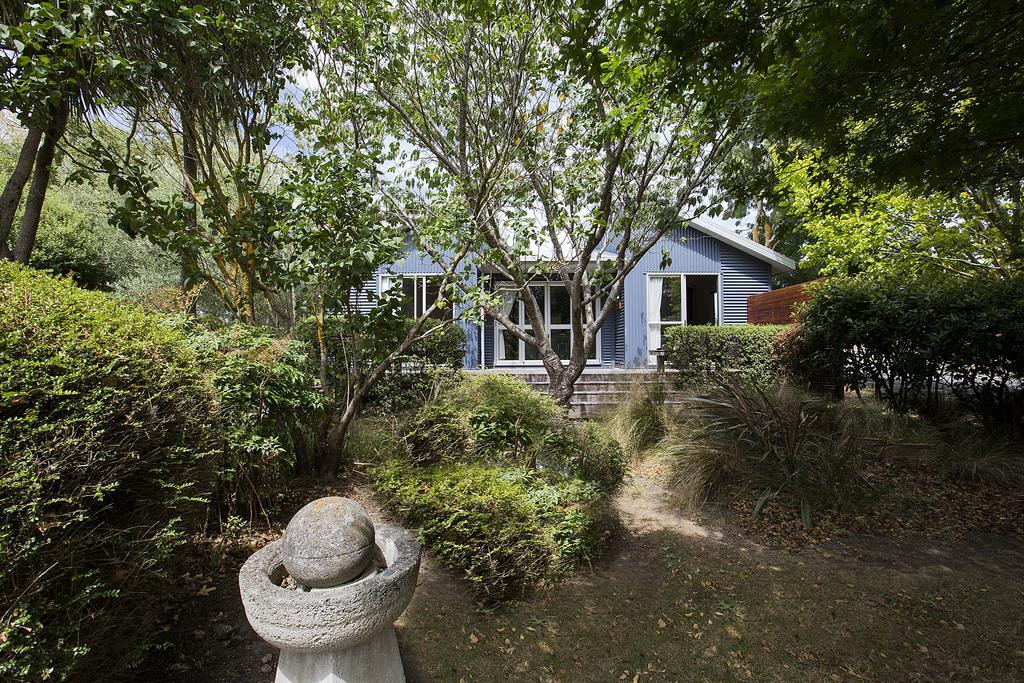 The Claremont Motel Martinborough Exterior photo